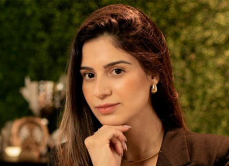 site foto_destaque debora.png site foto_destaque debora.png